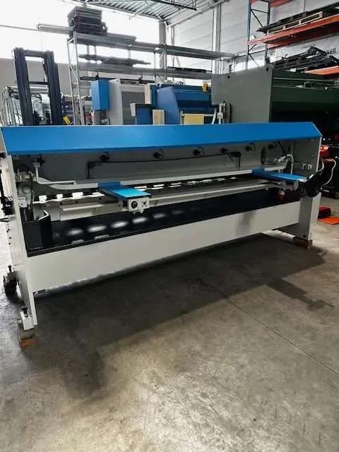 Gebruikt LVD 2500 x 4 mm I Guillotine Scharen
