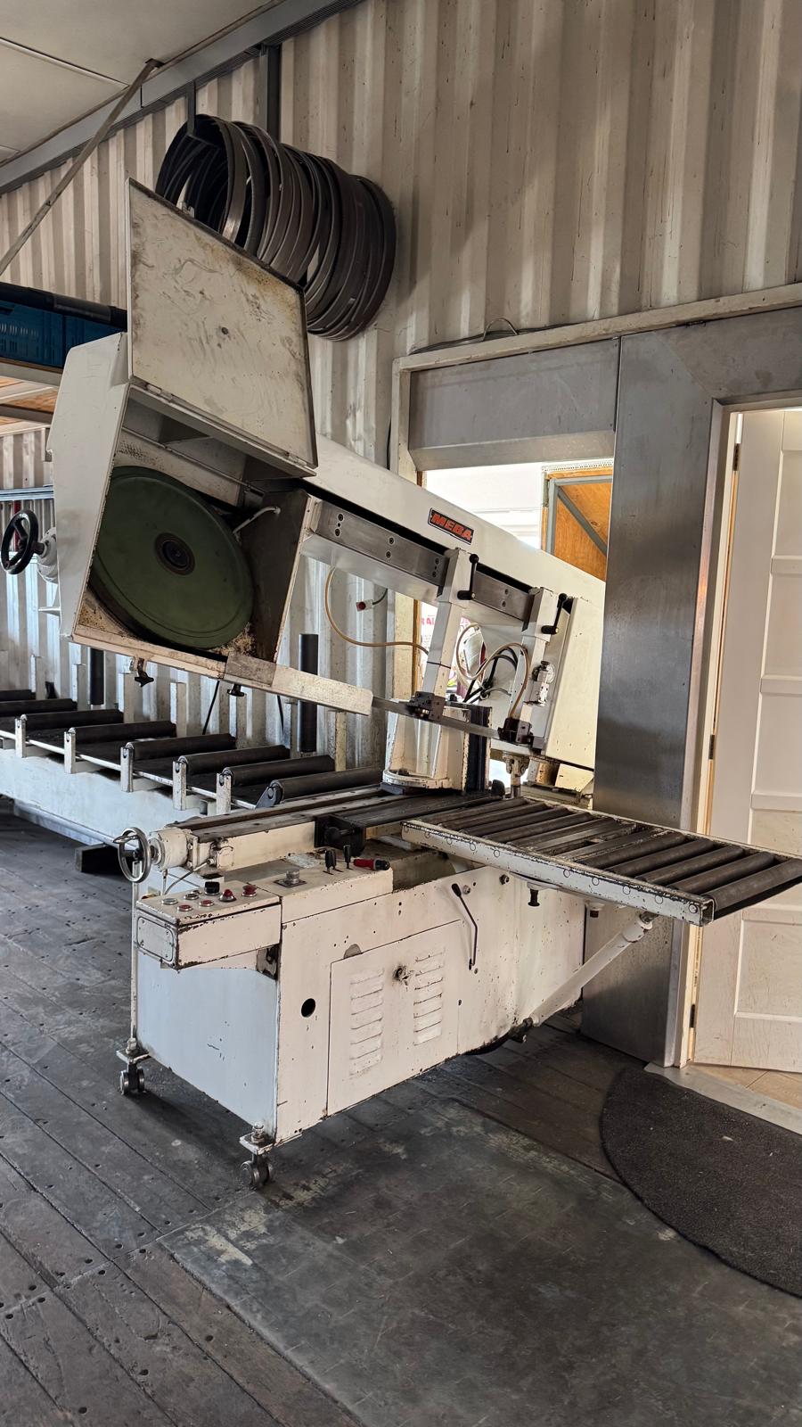 Used MEBA 900x435 I  Band Saw