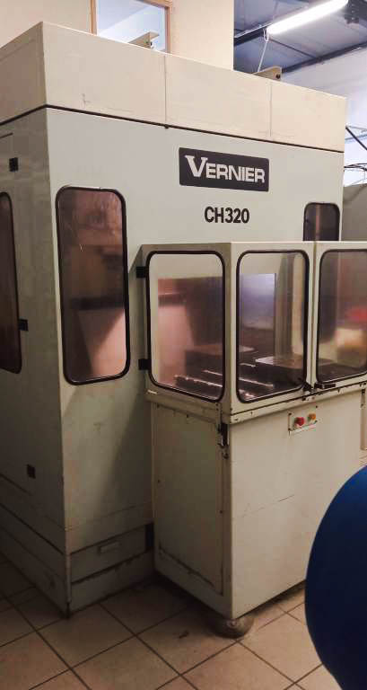 Used Vernier CH320 - Horizontal Machining Center