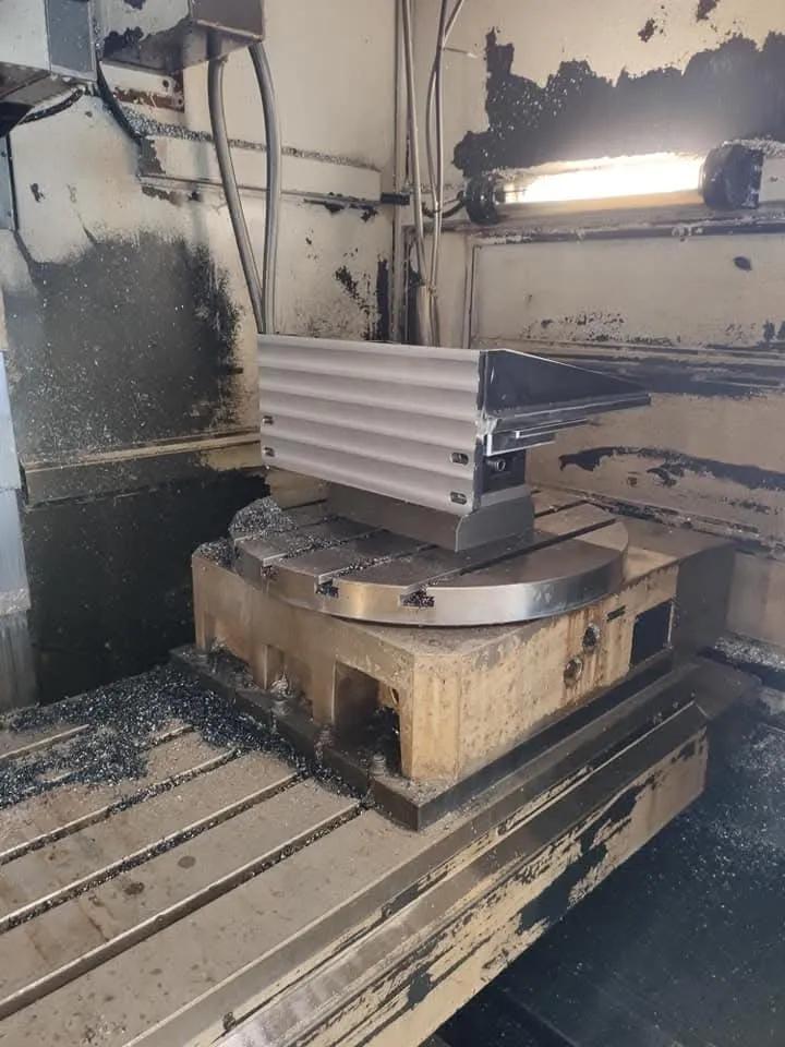 Gebruikt Hurco VMX42SR I Verticale Bewerking Centrum