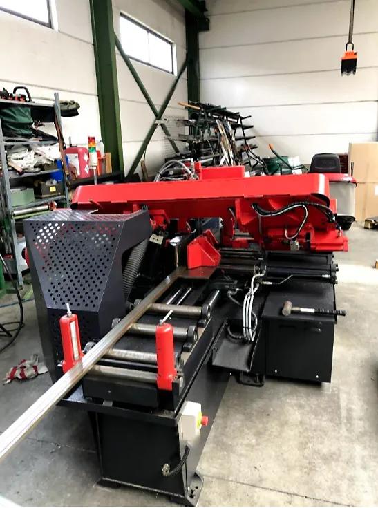 Gebruikt Amada HA250W I Lintzaag I 2011