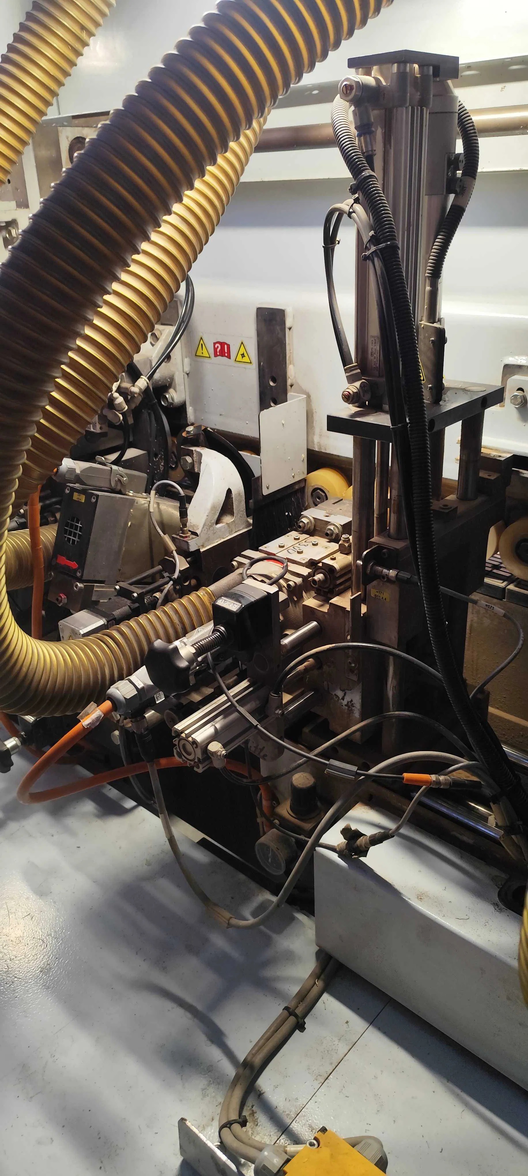 Used Brandt KDF 650 I Edgebanding I 2011