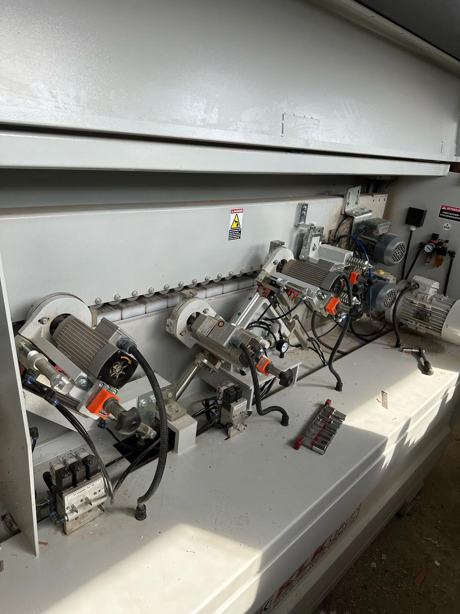 Gebruikt KLK K-75 I Kantbanden