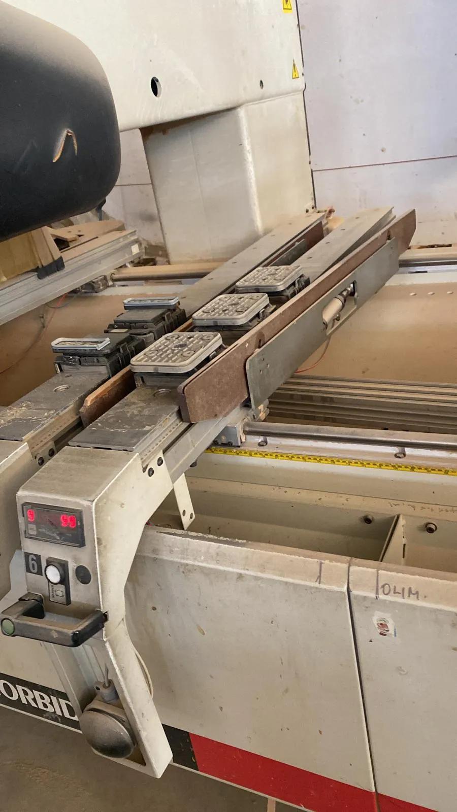 Usado Centro de mecanizado CNC Morbidelli Author 600 KXL I 2001