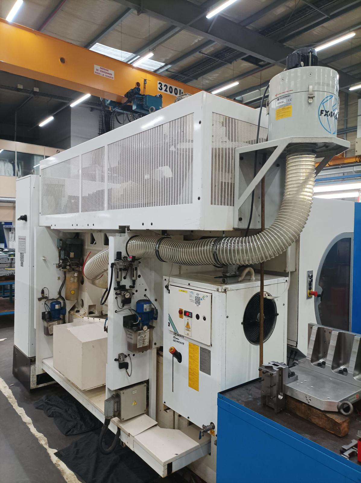 Used Huron KX10 I Vertical Machining Center I 2001