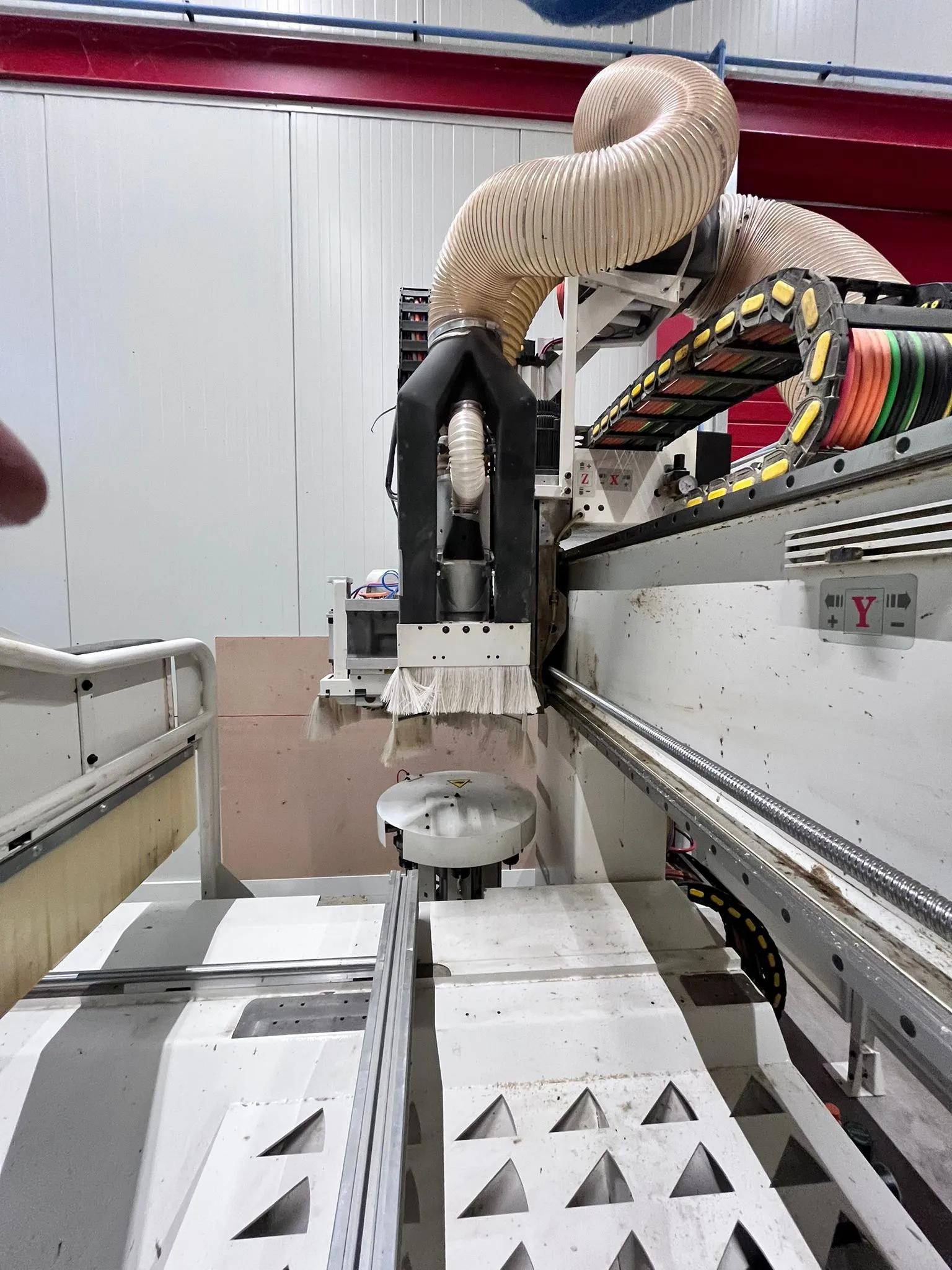 Gebruikt SCM Tech Z 27 I CNC Bewerking Centrum