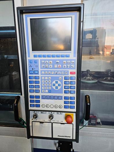Used Krauss Maffei 110-390 C2 I Injection Molding I 2003