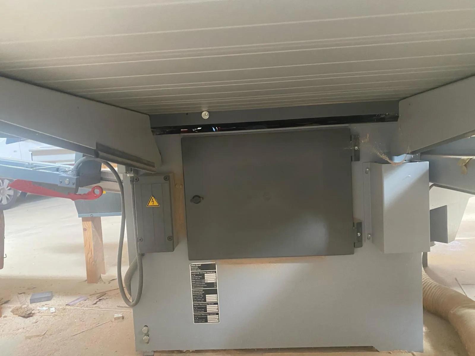 Usado Sierra de Mesa Deslizante Altendorf F45 I