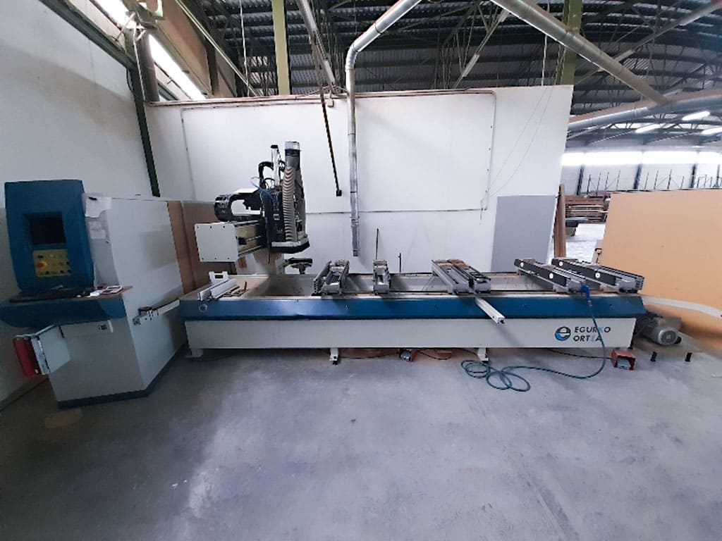 Gebruikt Egurko ortza ART 700 CHF - CNC-bewerkingscentra - 2002