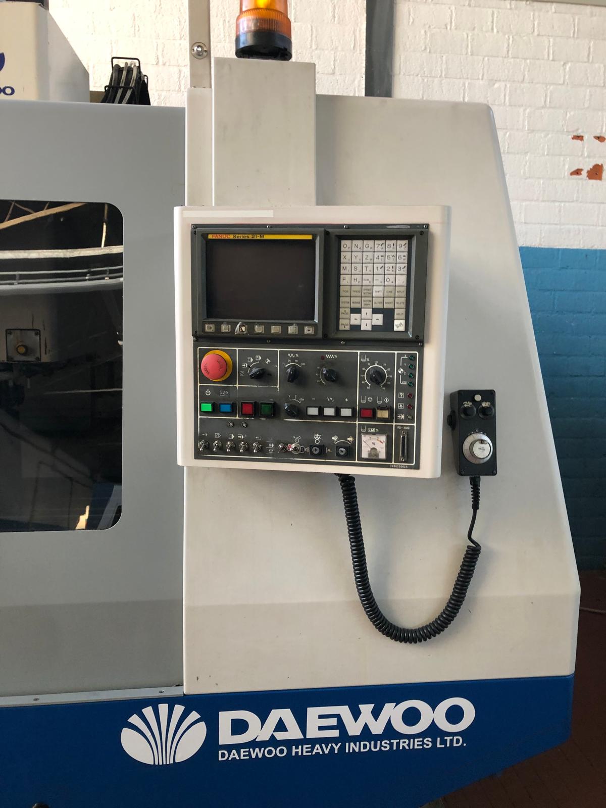 Used Daewoo MYNX 500 I Vertical Machining Centre I 2000