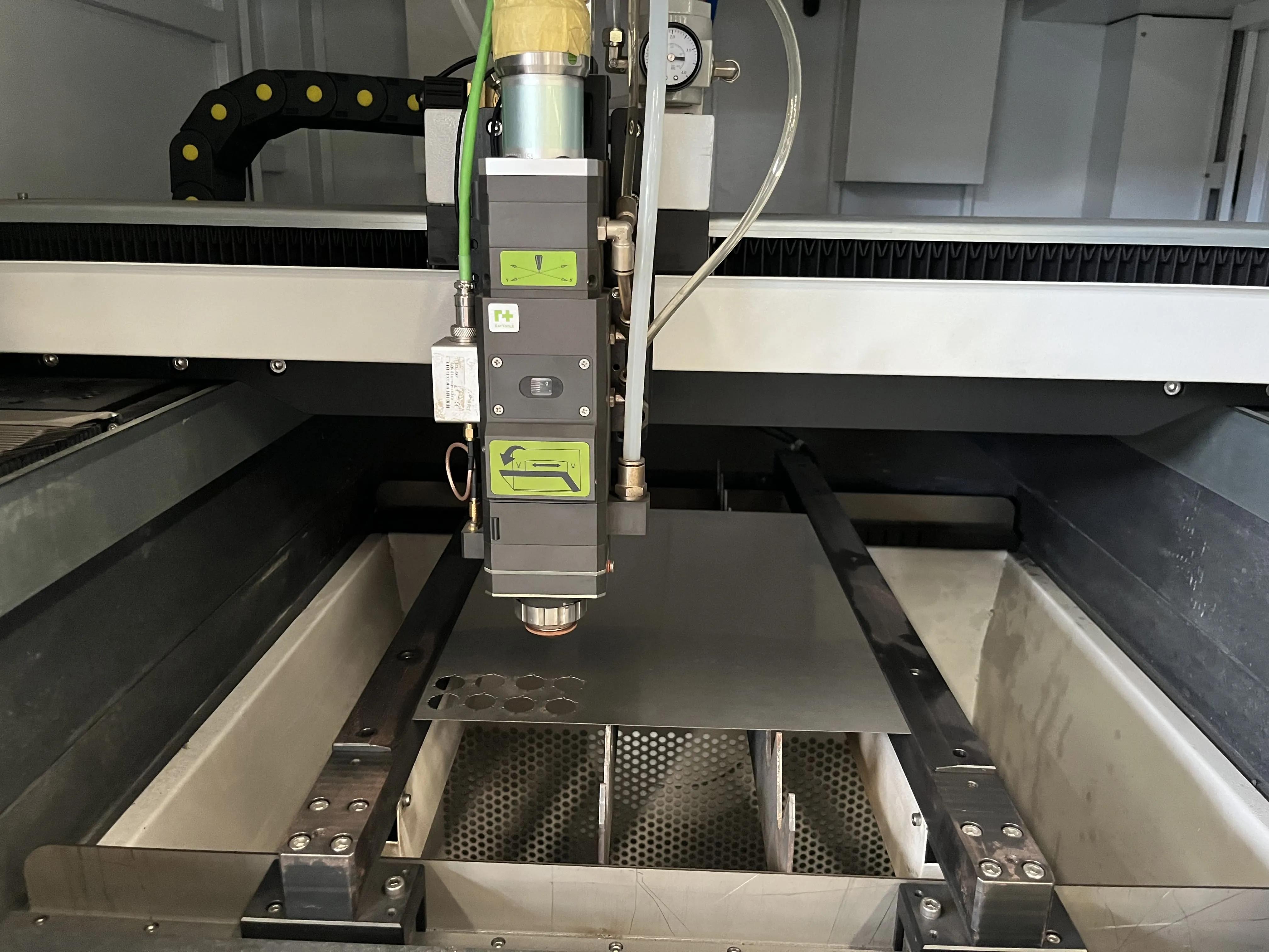 Leapion LF6060-Mi 1.5KW