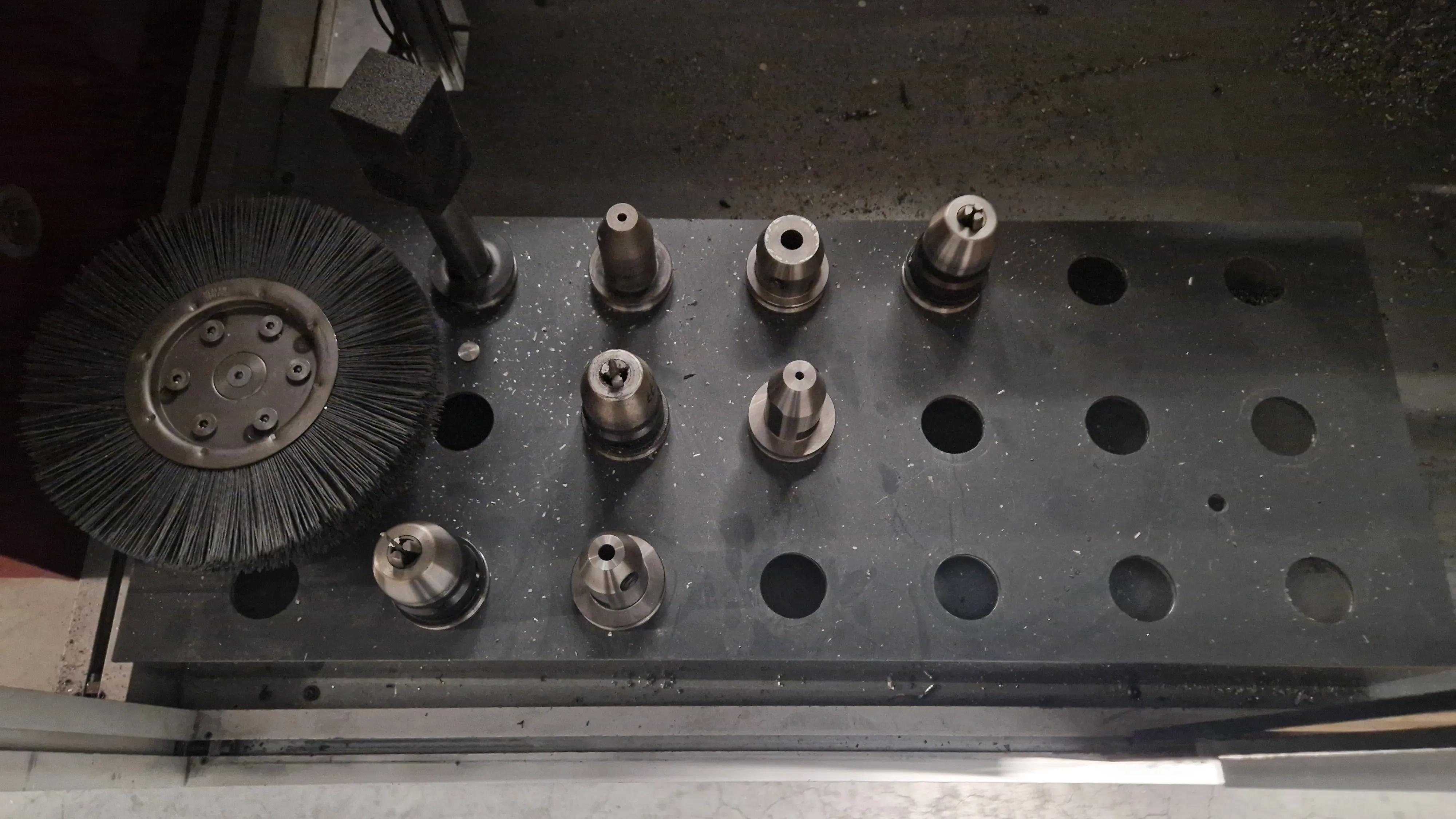 Usado Centro de mecanizado CNC MAKA FPM 470 R I