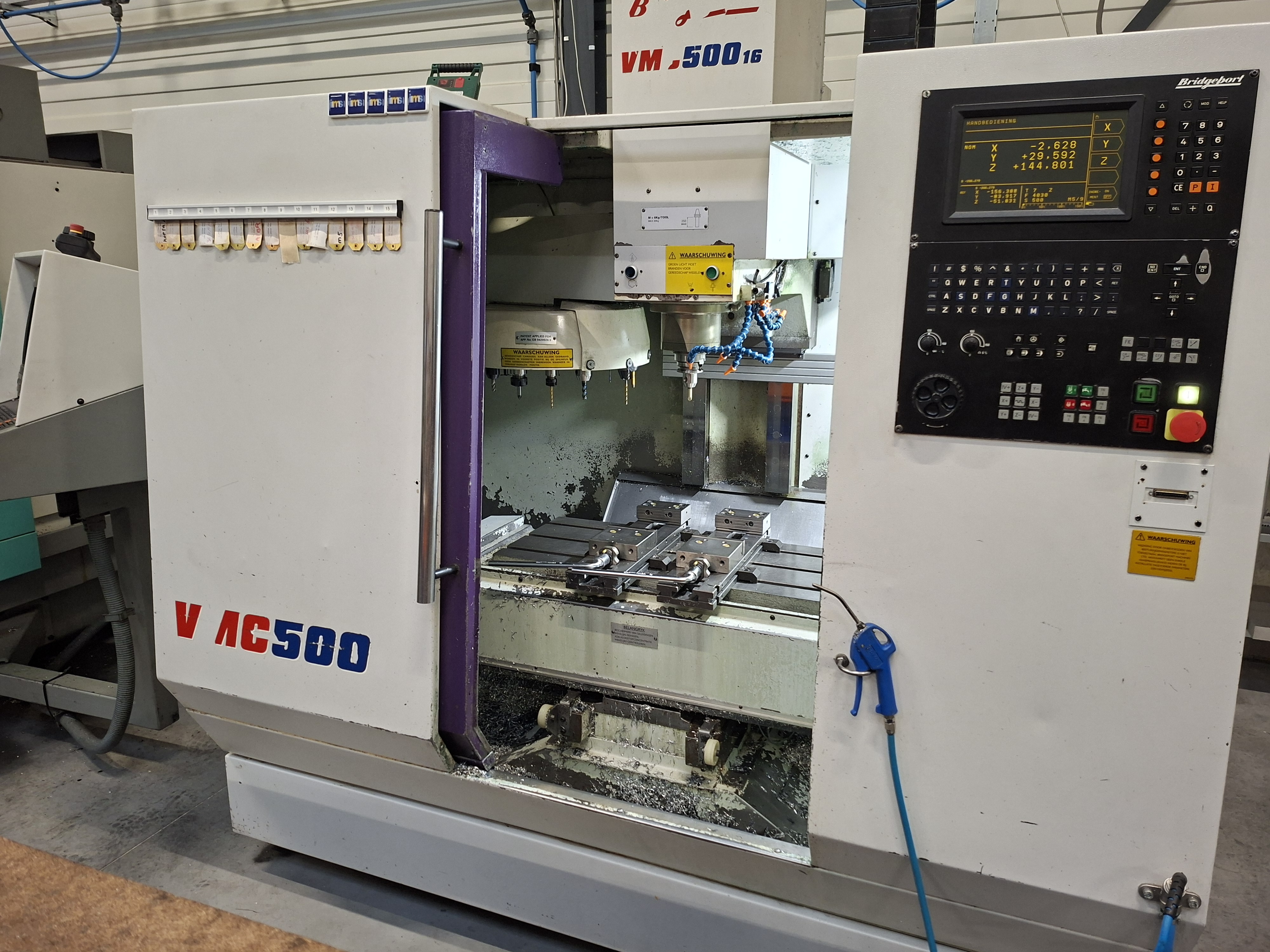 Used Bridgeport VMC 500/16 I Vertical Machining Center I 1999