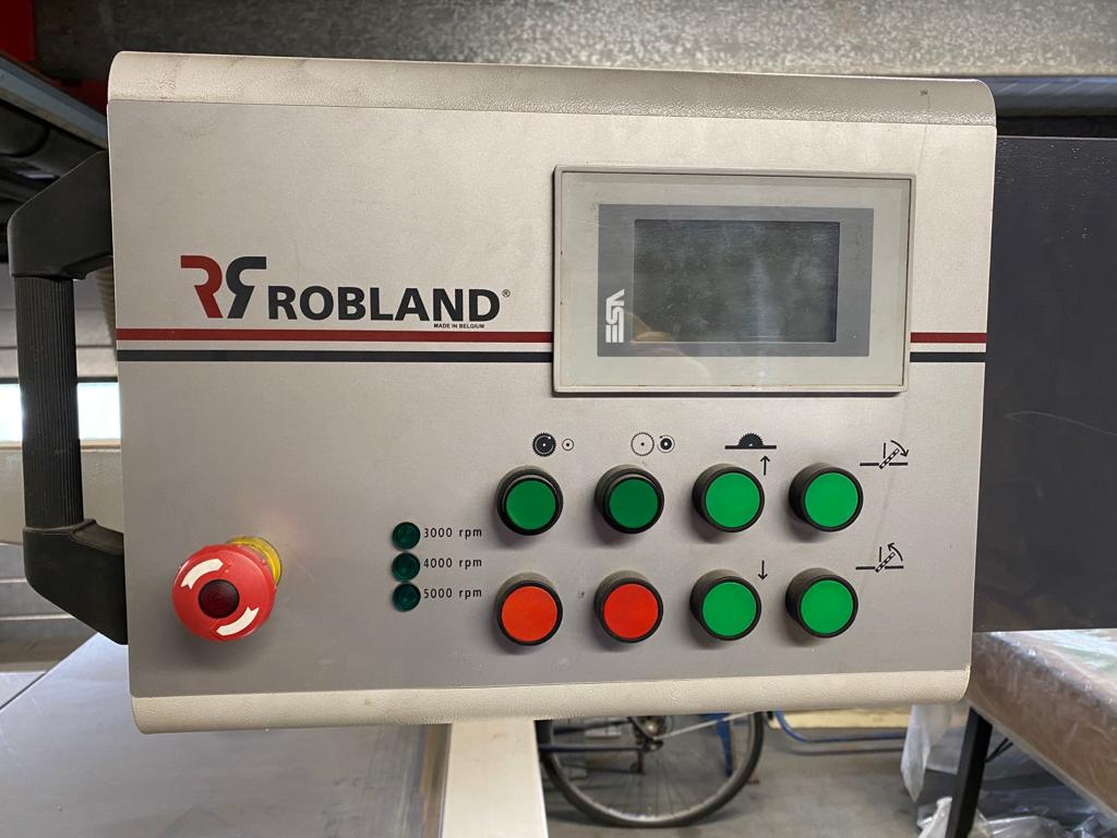 Usado ROBLAND NZ 3800 - Sierra de Panel - 2009