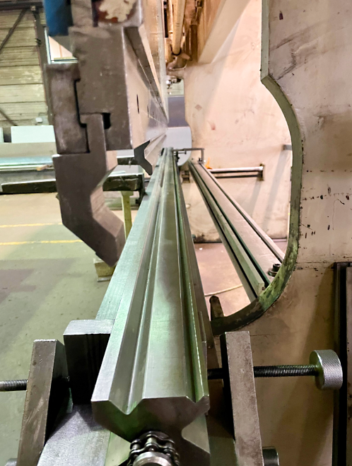 Gebruikt LVD PPBL-H 165/40 - Hydraulische persrem - 1994