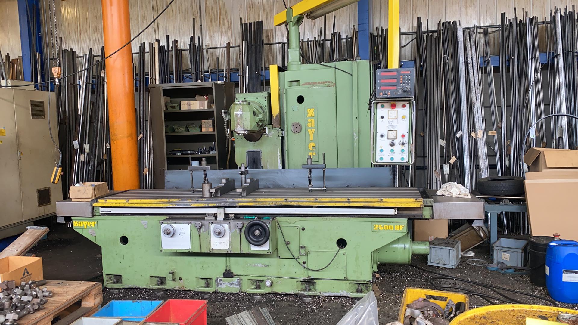 Gebruikt ZAYER 2500 BF
