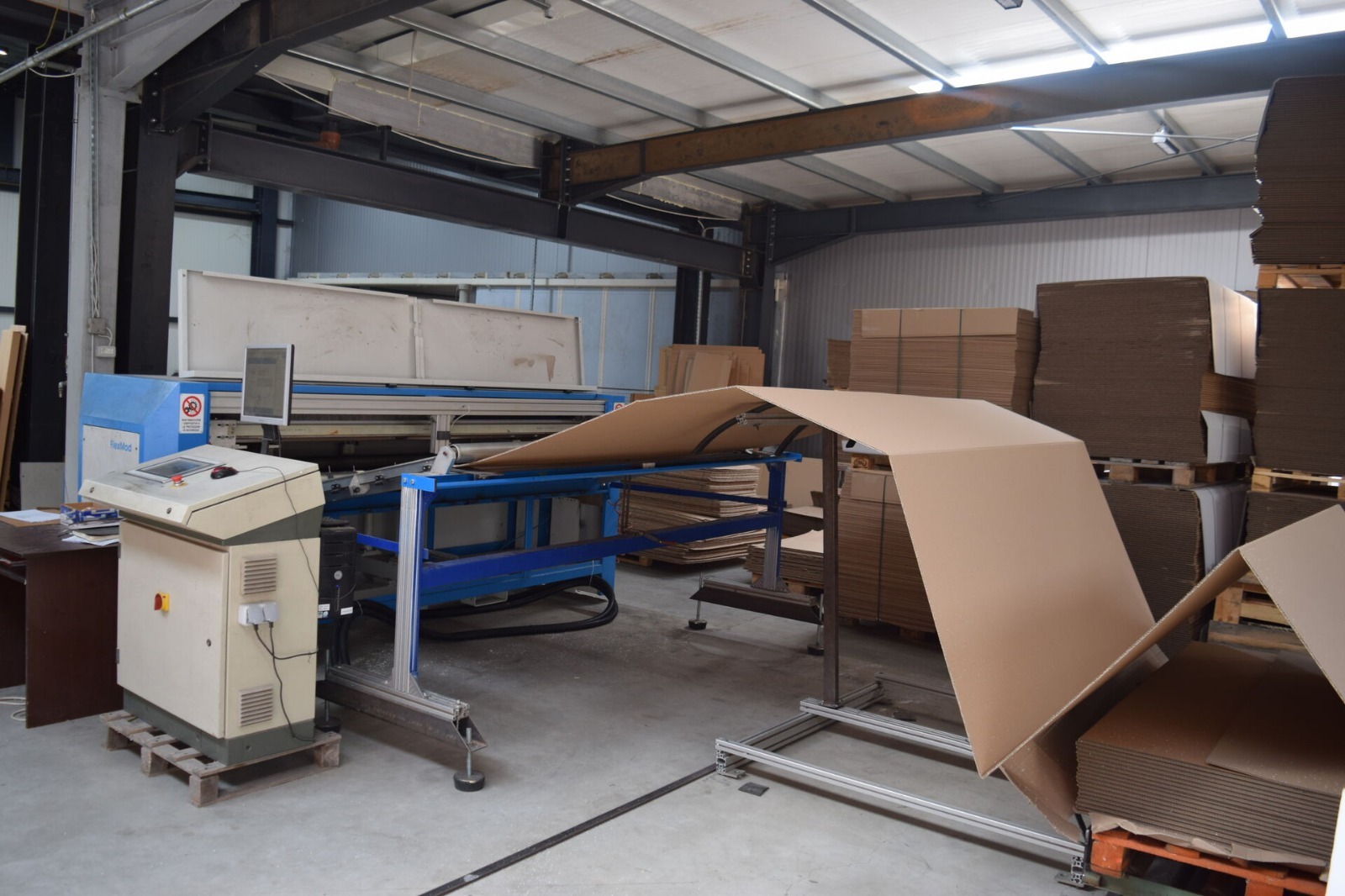 Used Panotec FLEXmode 04 2.5 1CL I Cardboard Cutting I 2007