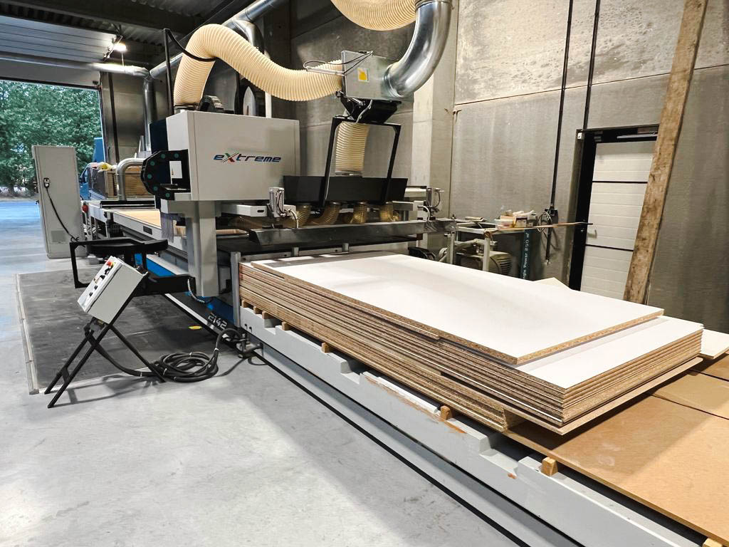 Gebruikt AES Extreme 2142 - Nesting Machine - 2015