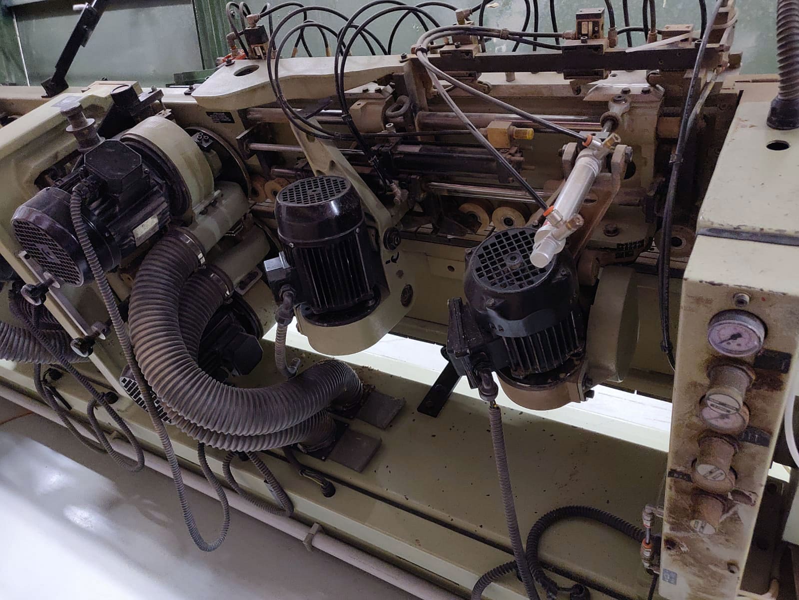 Used SCM  B5 L - Edgebanding