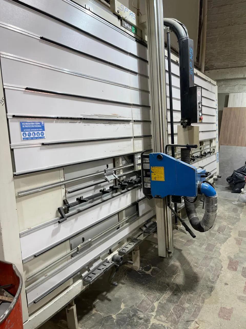 Usado Putsch Meniconi SVP 145 I Sierra de Panel Vertical