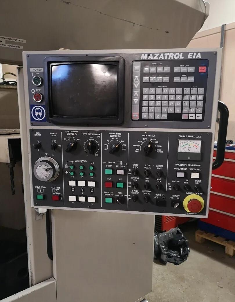 Usado Mazak VTC-41 I Centro de mecanizado vertical