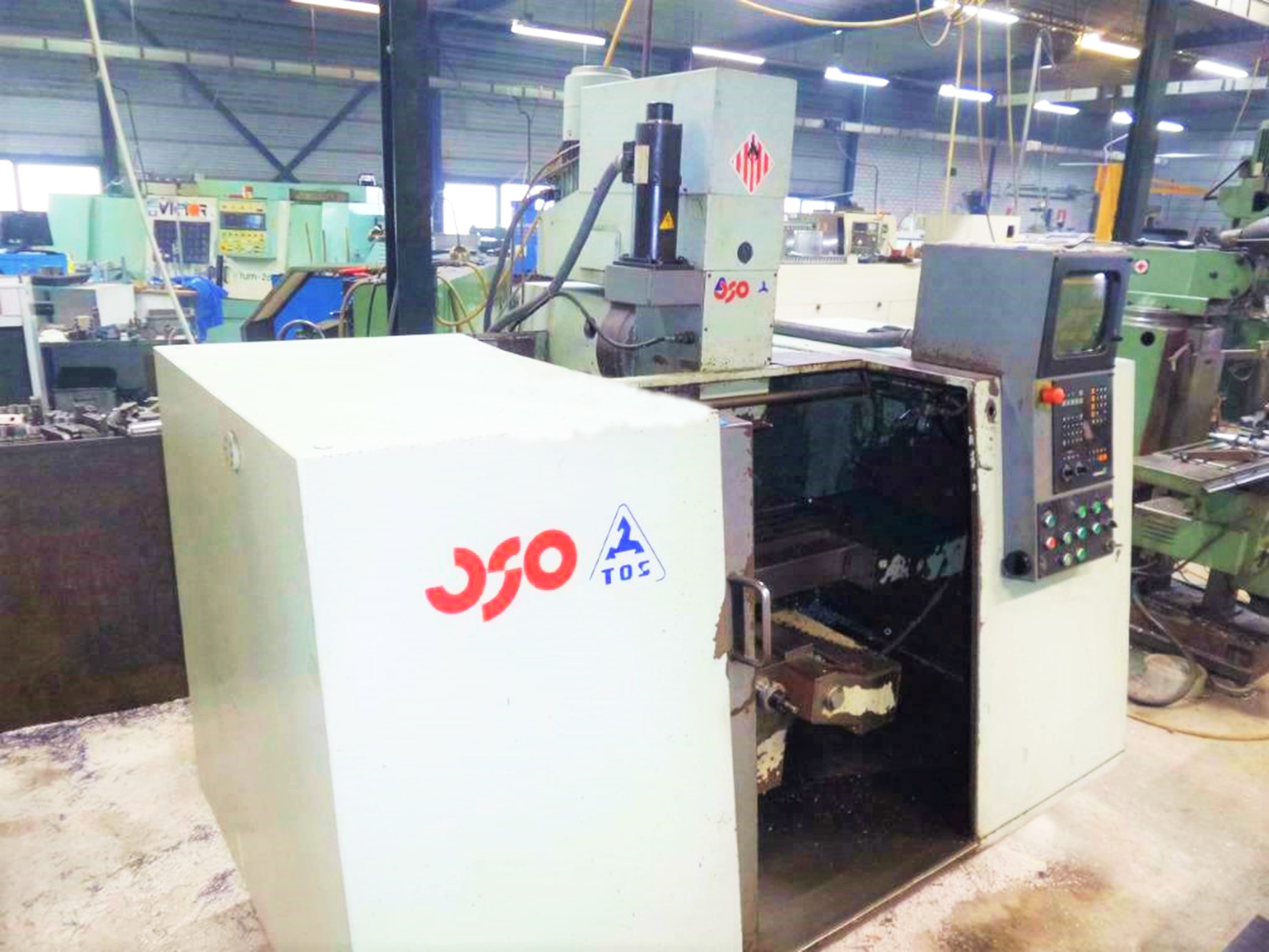 Used TOS F2V CNC E - 1995