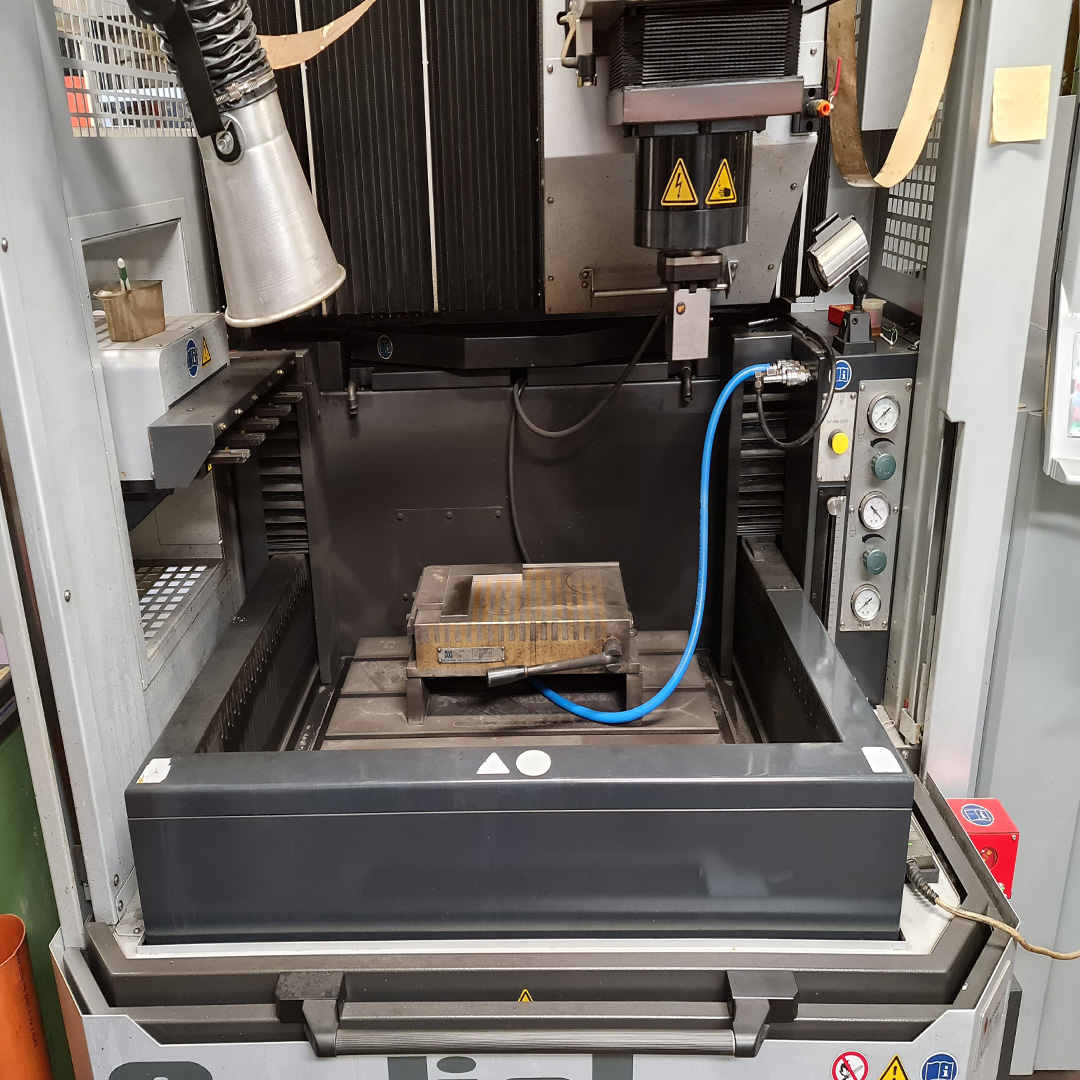 Gebruikt SODICK AG 55 L