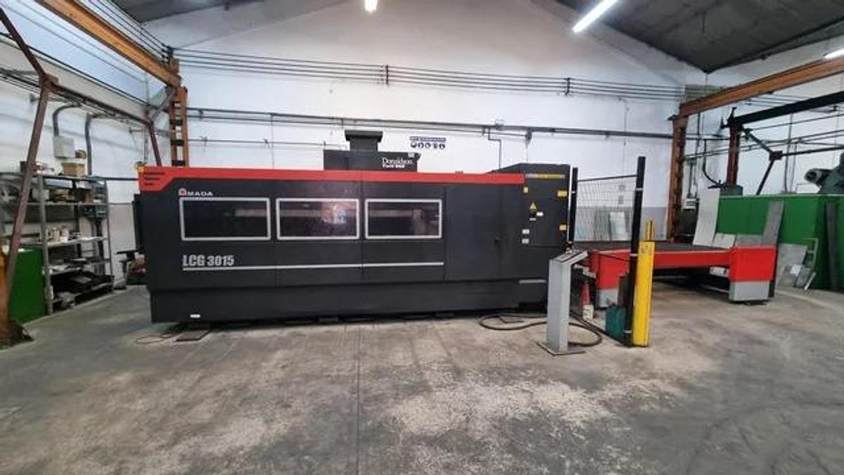 Used Amada LCG-3015 I Laser Cutting I 2015