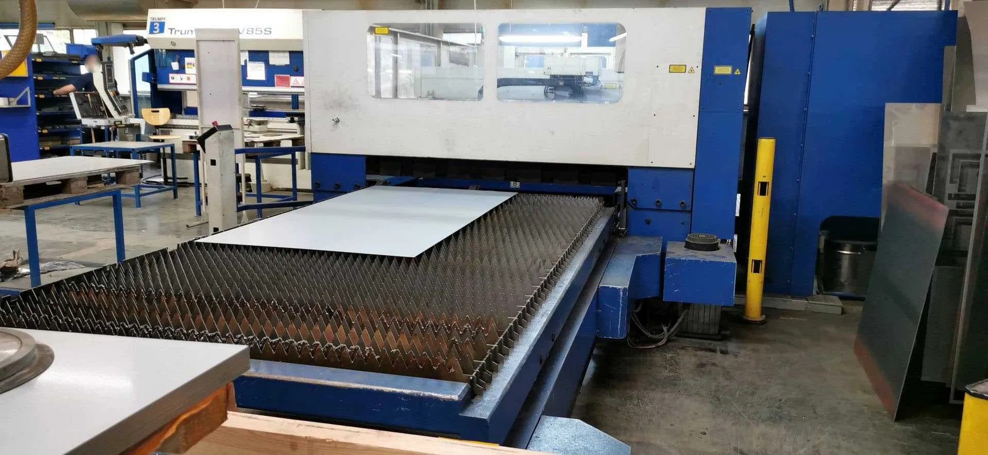 Used Trumpf Trumatic L3030 I Laser Cutting I 2004