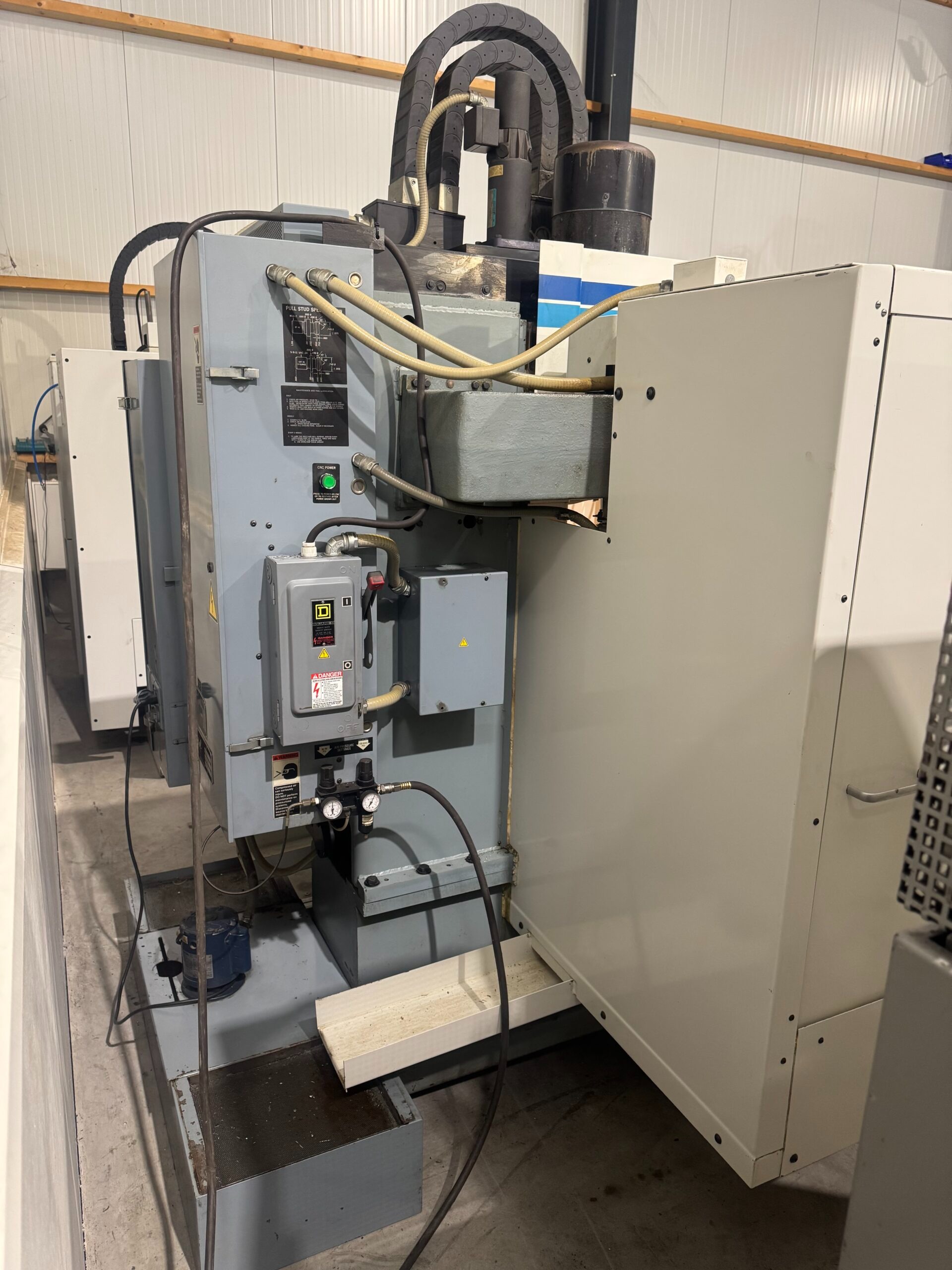 Used Fadal VMC 15 XT I Vertical Machining Center I 1996