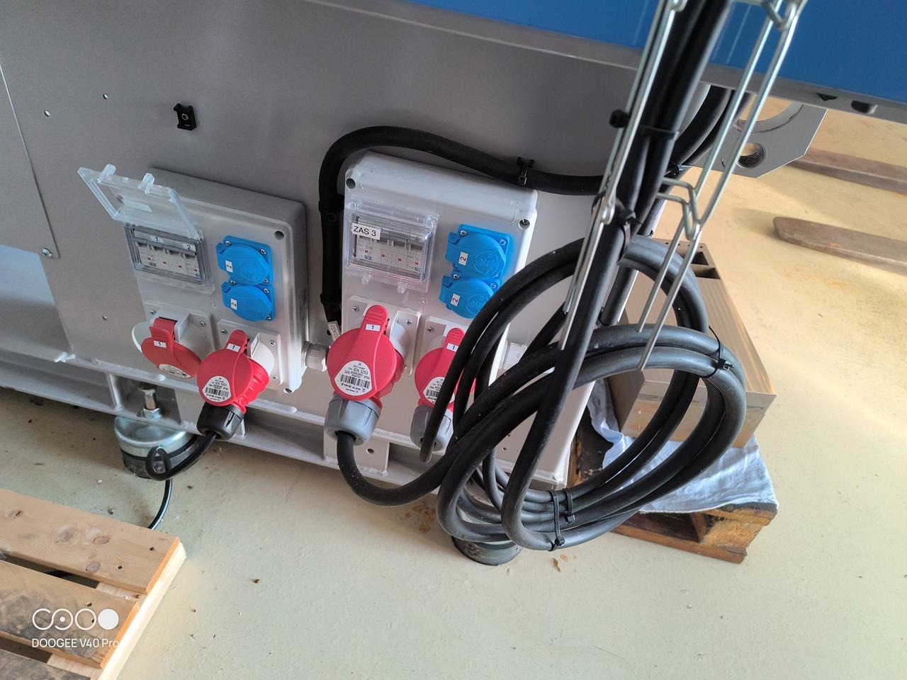 Used JSW J100ADS-180U 45 I Injection Molding I 2023