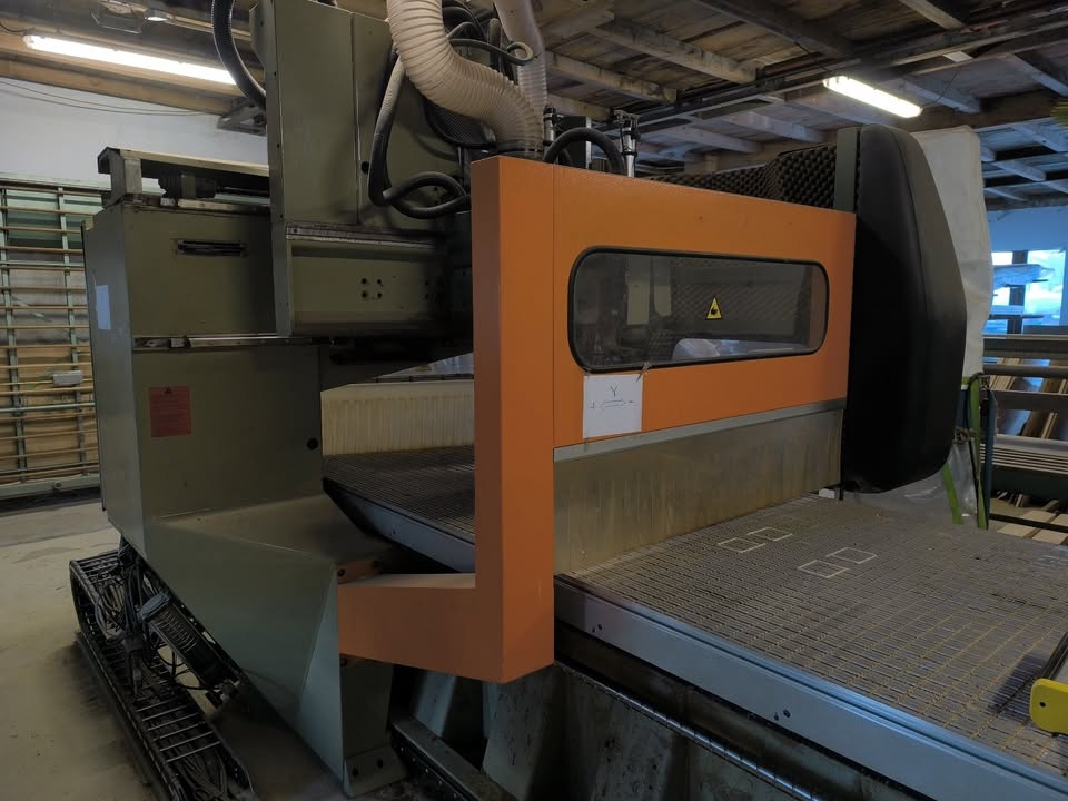 Used SCM Record 220 I CNC Machining Center I 1999