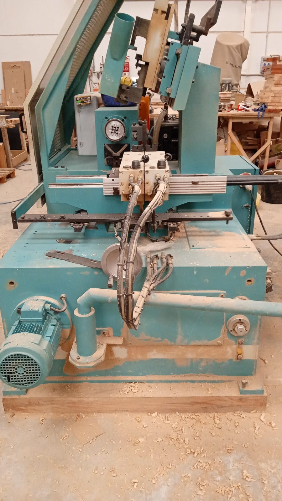 Usado Intorex TF 2 - Torno CNC - 2000