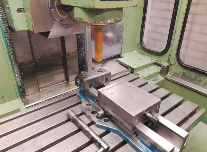 Gebruikt Deckel FP4 ATC - CNC Frezen