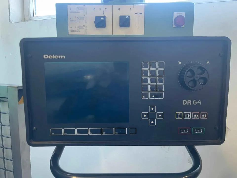 Usado Prensa plegadora Darley EHP 50 20/15 I 1997