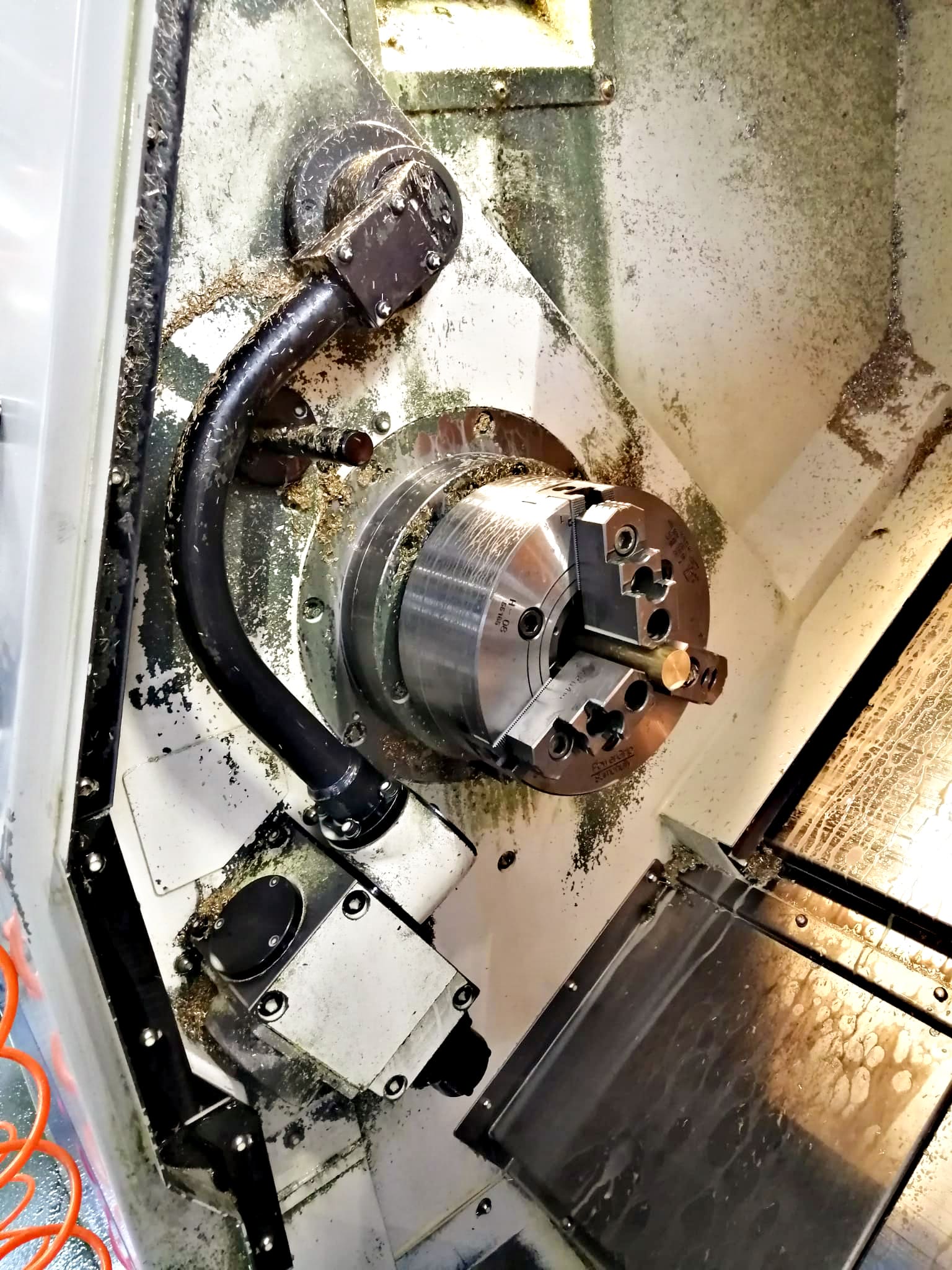 Usado Daewoo Puma 2000LSY - Torno CNC - 2005