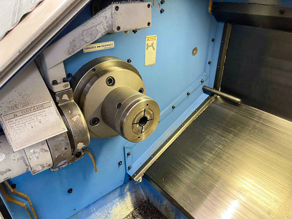 Gebruikt Hyundai HIT-18S - CNC Draaibank - 1995