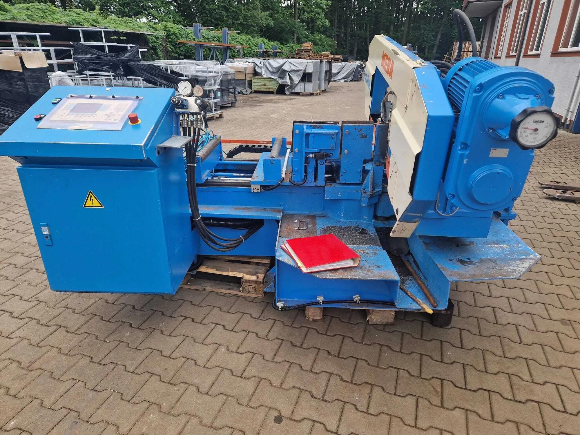 Usado Sierra de cinta MEBA Eco-line 320 DGA I