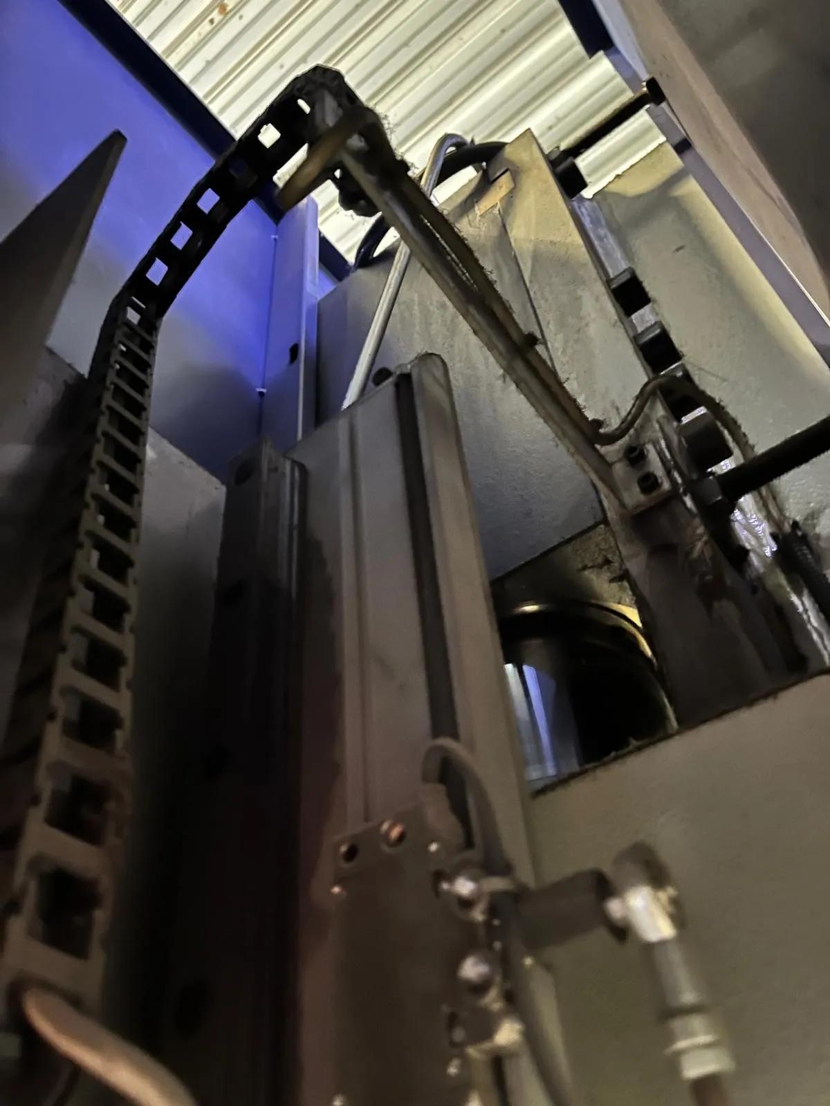 Usado Prensa de Pliegue Darley EHP 130cl I