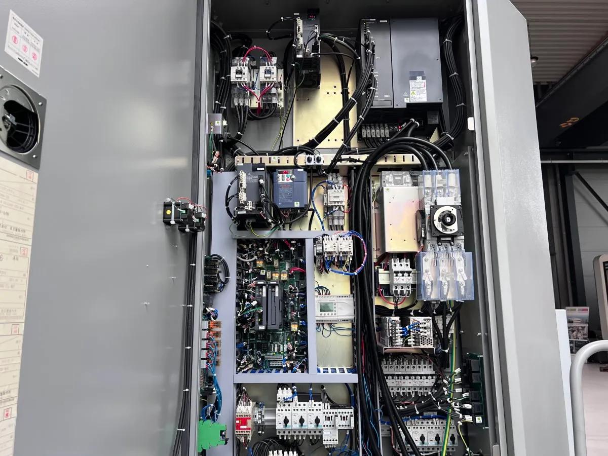 Gebruikt Mori Seiki NVX 5080 I Verticale Bewerking Centrum