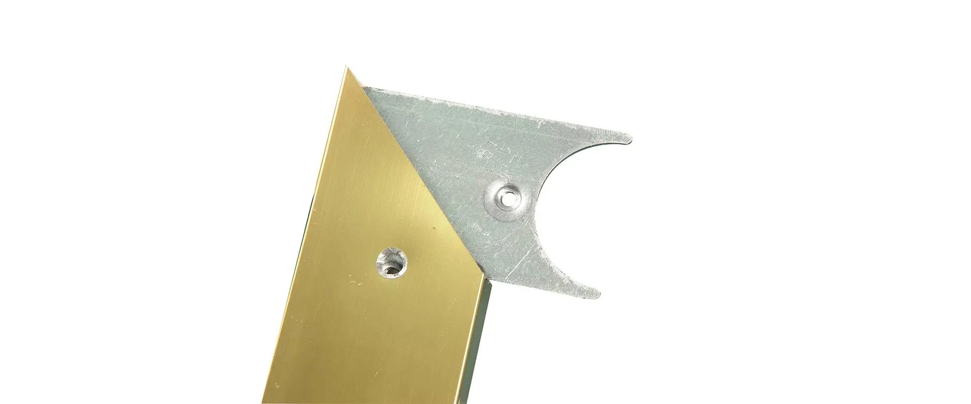 Ozgenc Makina ALU 200 I Corte y Perforación de Aluminio con Doble Cabezal