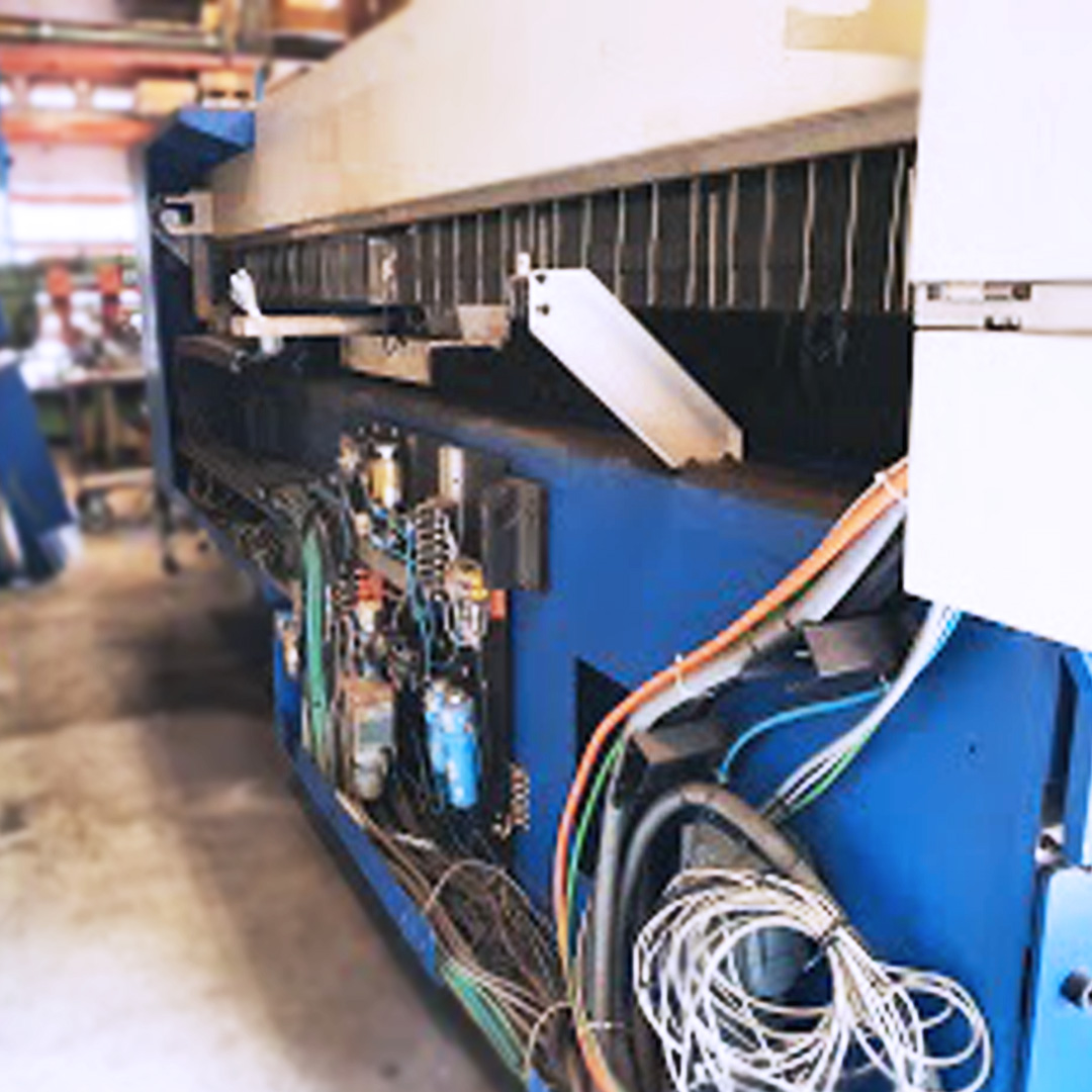 Used TRUMPF TRUMATIC L 3030 - 1999