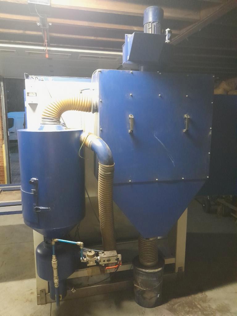 Used Laborex 1500P I Pressure blasting cabinets I 2012