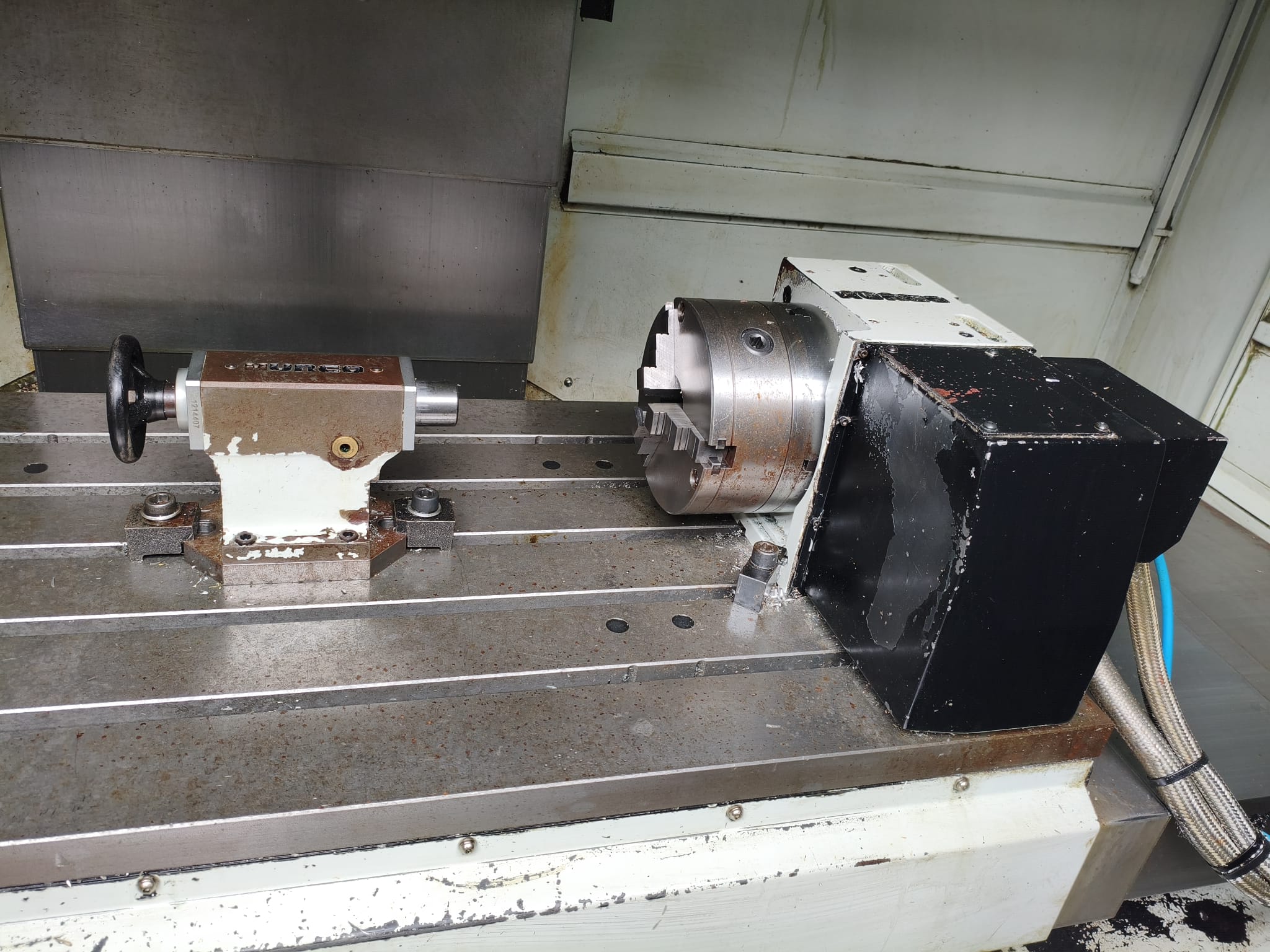 Used Hurco VMX42M I Vertical Machining Center I 2014