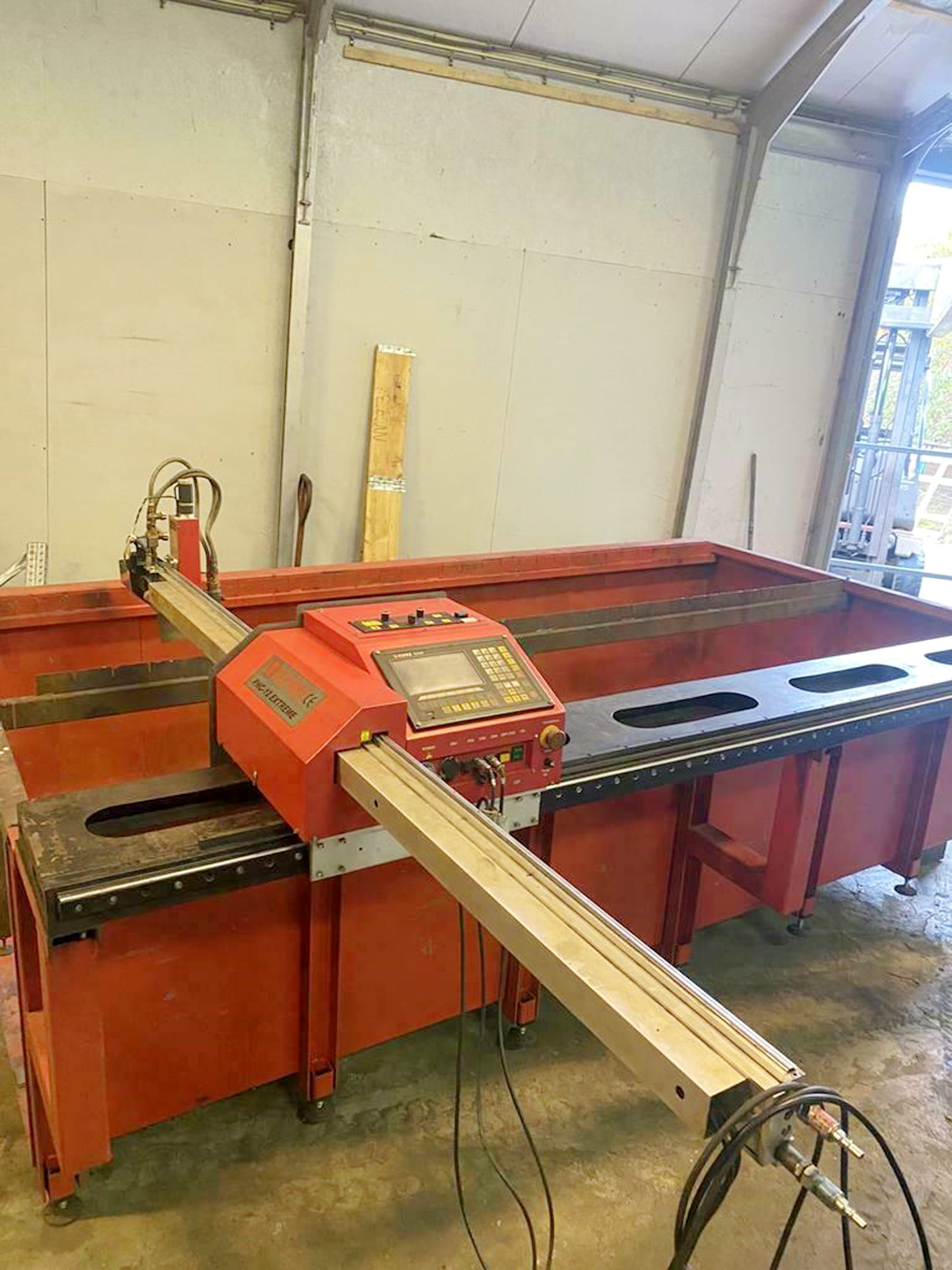 Gebruikt KOIKE PNC 12 EXTREME - 2015