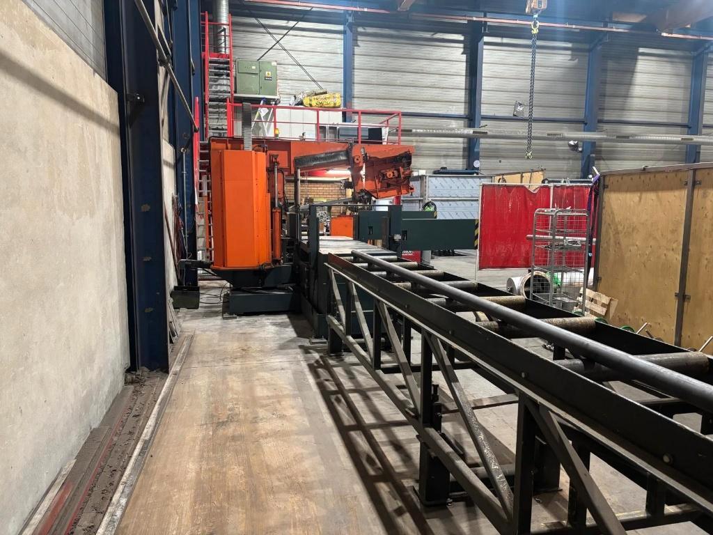 Used Cosen CNC-800DMM I Band Saw