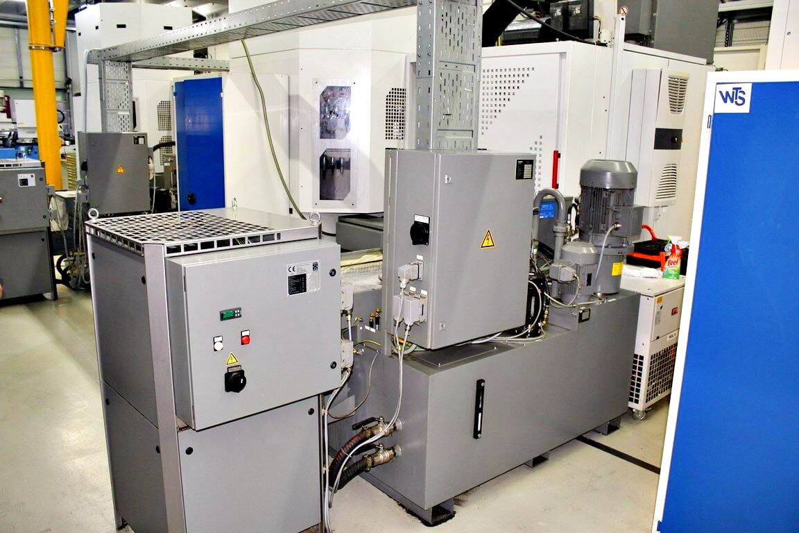 Usado Hermle C40U - Centro de mecanizado vertical - 2003