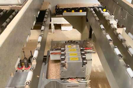 Usado Morbidelli Uniflex S - Centro de Mecanizado CNC - 2014