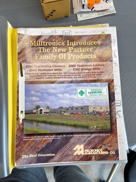 Gebruikt Milltronics VM-16 - Verticaal bewerkingscentrum - 1997