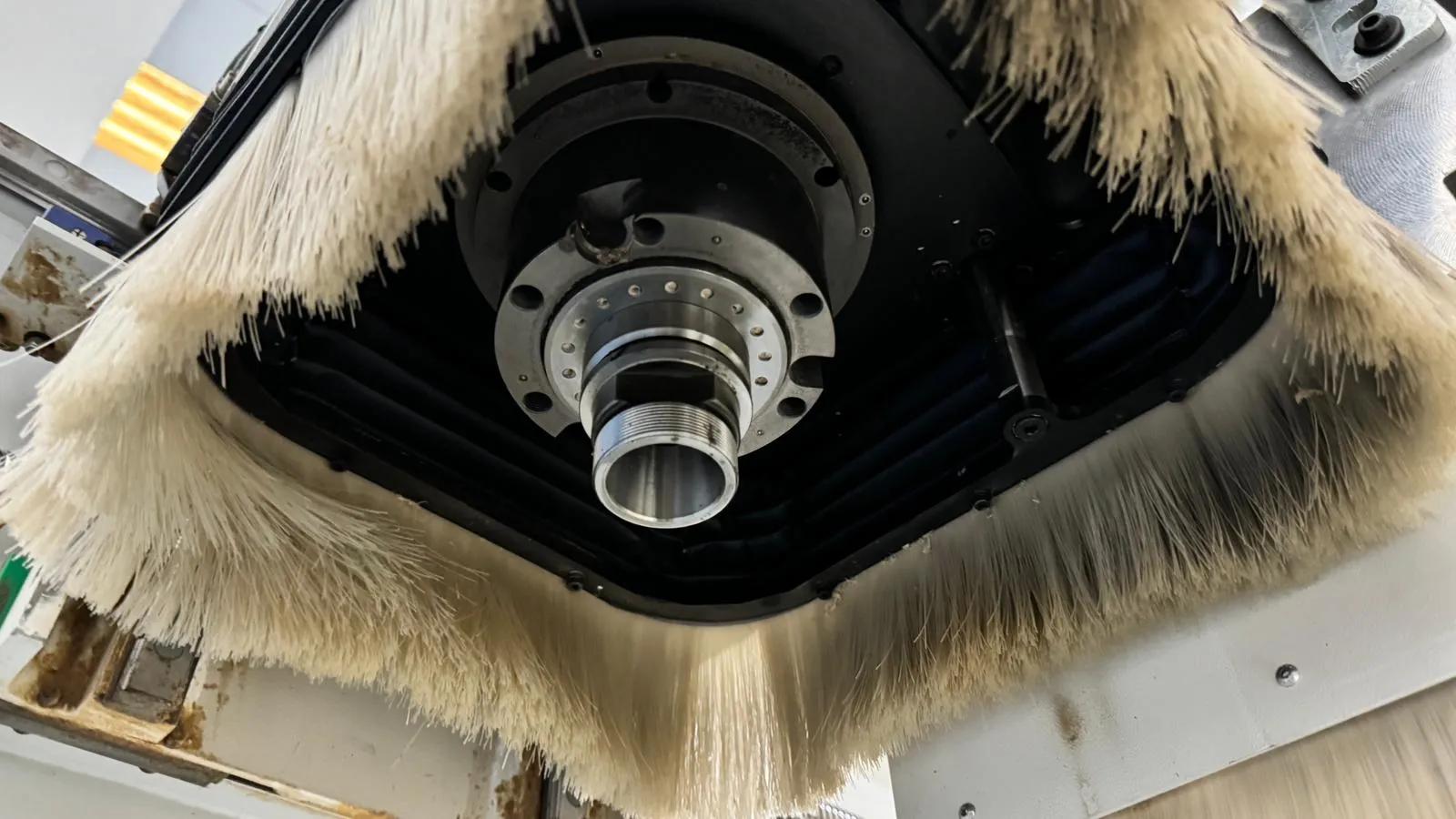 Usado Centro de Mecanizado CNC Morbidelli Universal TV 3012 I